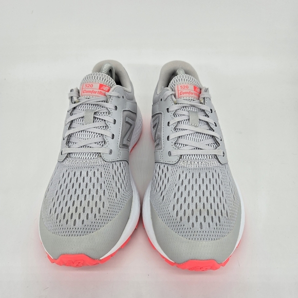 New Balance Woman's 520 V5 W520LS5 Gray Running Shoes Size 9 Wide - Picture 2 of 8